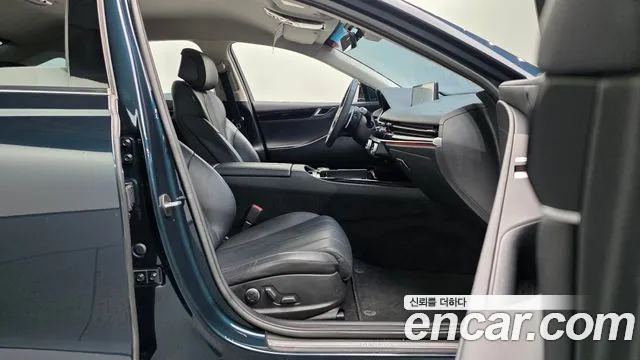 Genesis G80 2021 thumb 11