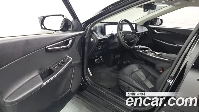 Kia EV6 2023 thumb 10