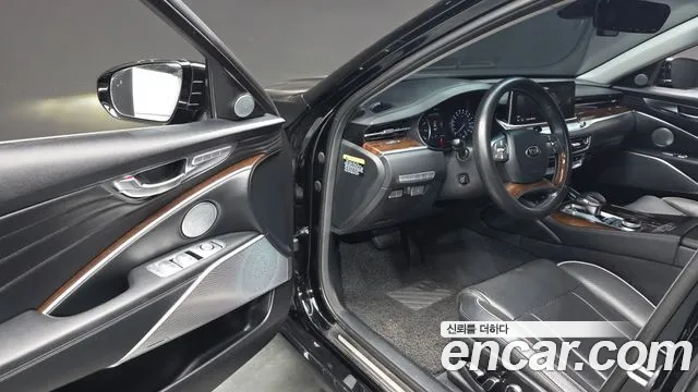 Kia K9 2019 thumb 10