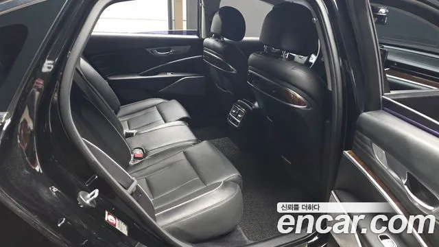 Kia K9 2019 thumb 12