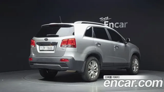 Kia Sorento 2012 thumb 2