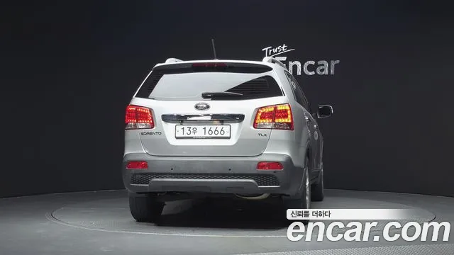 Kia Sorento 2012 thumb 4