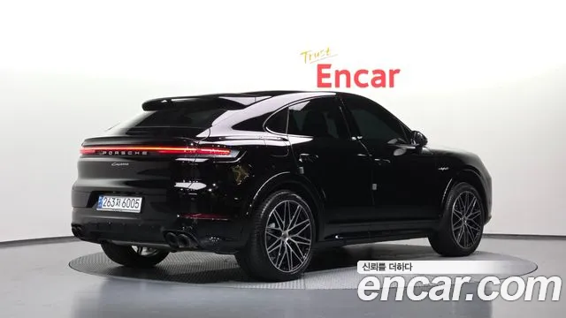 Porsche Cayenne 2024 thumb 2
