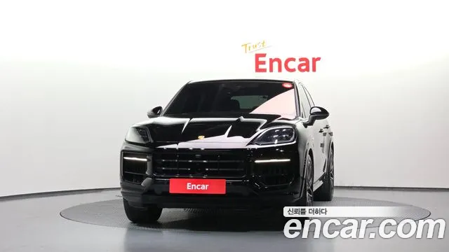 Porsche Cayenne 2024 thumb 3
