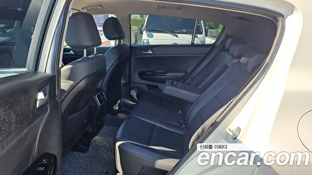 Kia Sportage 2017 thumb 11
