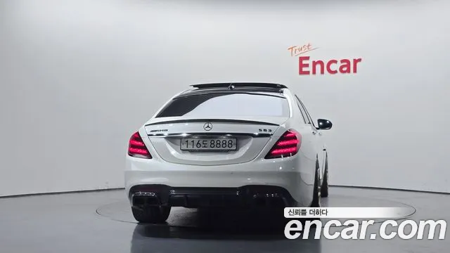 Mercedes-Benz S-Класс 2019 thumb 4