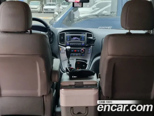 Hyundai Starex 2019 thumb 10