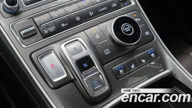 Hyundai Santa Fe 2021 thumb 9