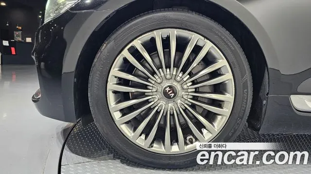 Kia K9 2019 thumb 5