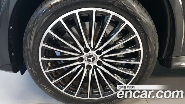 Mercedes-Benz GLC 2024 thumb 5