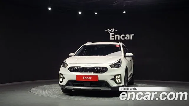 Kia Niro 2021 thumb 3