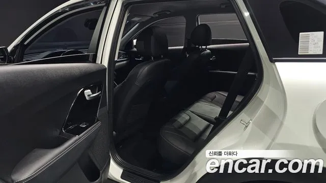 Kia Niro 2021 thumb 12