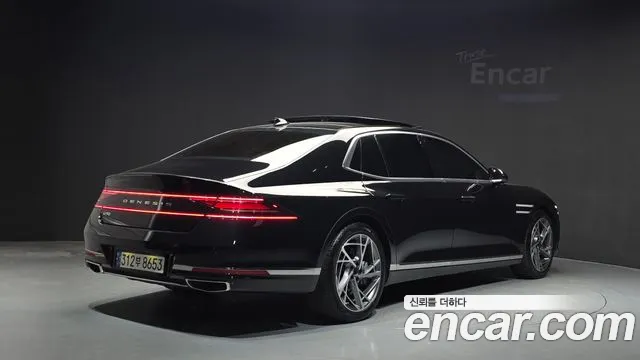 Genesis G90 2022 thumb 2