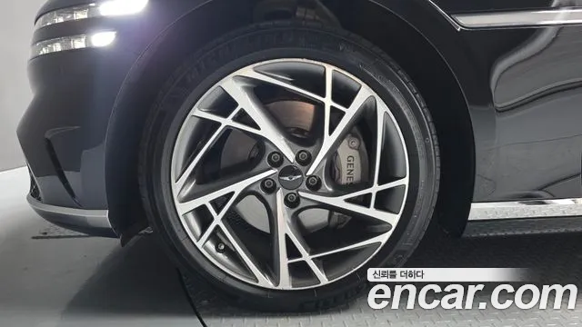 Genesis G90 2022 thumb 5