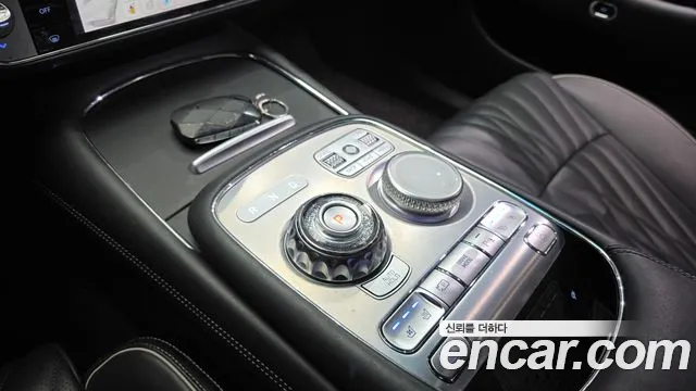 Genesis G90 2022 thumb 9