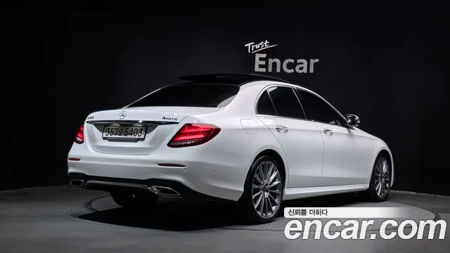 Mercedes-Benz E-Класс 2020 thumb 2