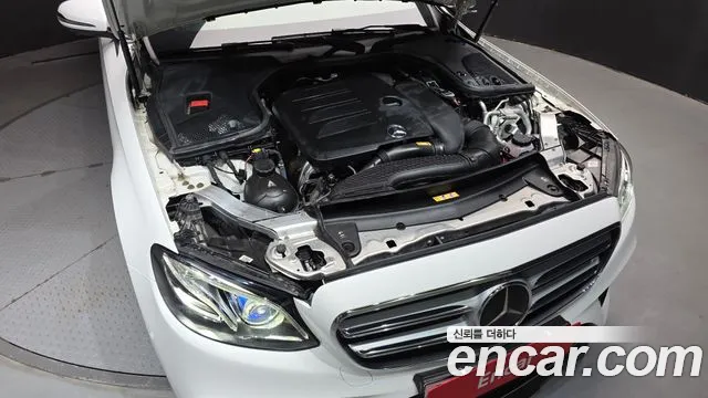 Mercedes-Benz E-Класс 2020 thumb 6