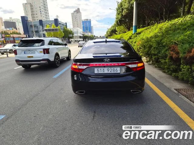 Hyundai Grandeur 2014 thumb 2
