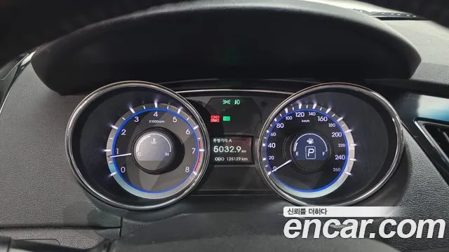 Hyundai Sonata 2011 thumb 8