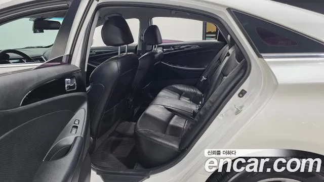 Hyundai Sonata 2011 thumb 11
