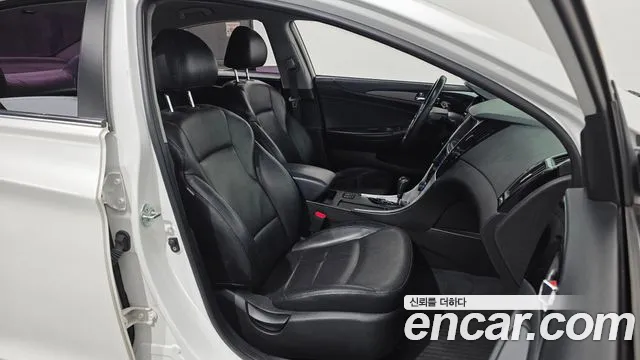 Hyundai Sonata 2011 thumb 12