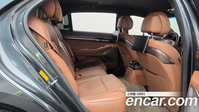Genesis G90 2021 thumb 11