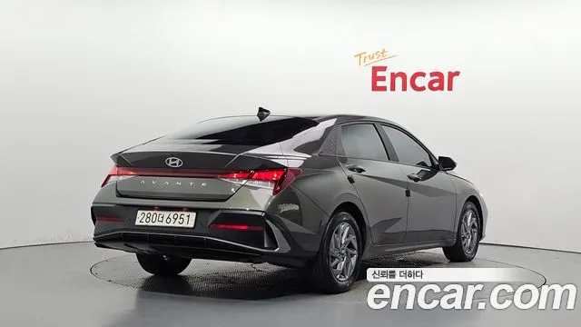 Hyundai Avante 2023 thumb 2