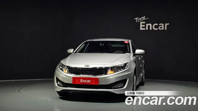 Kia K5 2010 thumb 3
