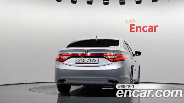 Hyundai Grandeur 2013 thumb 4