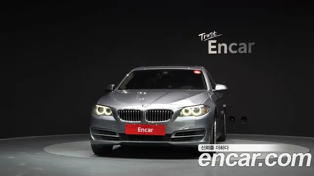 BMW 5-Series 2014 thumb 3