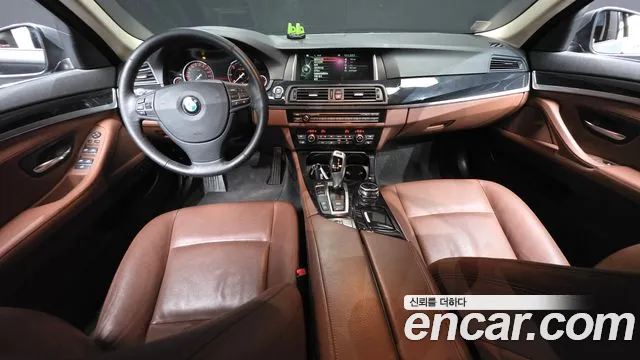 BMW 5-Series 2014 thumb 7