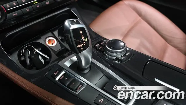 BMW 5-Series 2014 thumb 9