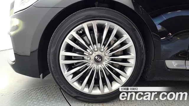 Kia K9 2019 thumb 5