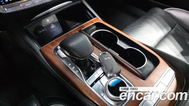 Kia K9 2019 thumb 9