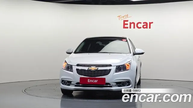 ChevroletGMDaewoo Cruze 2013 thumb 3