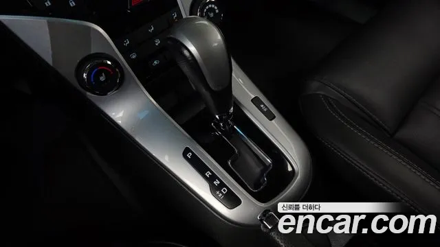 ChevroletGMDaewoo Cruze 2013 thumb 9