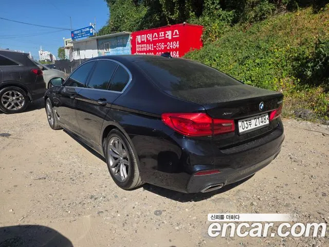 BMW 5-Series 2017 thumb 5
