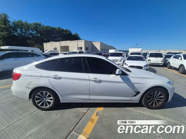 BMW Gran Turismo 2015 thumb 2