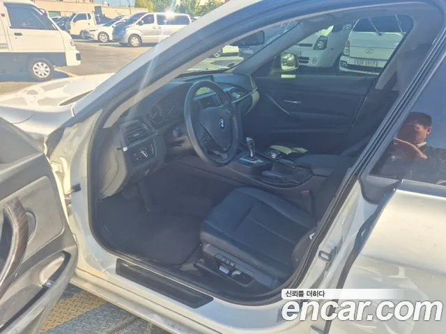 BMW Gran Turismo 2015 thumb 5