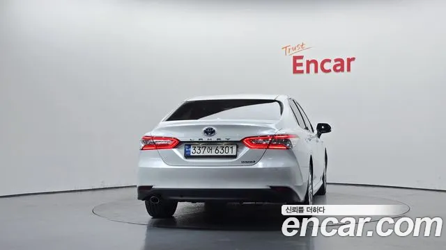 Toyota Camry 2020 thumb 4