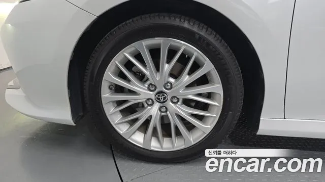 Toyota Camry 2020 thumb 5