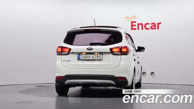 Kia Carens 2016 thumb 4