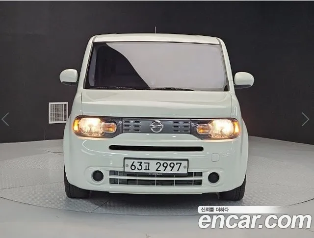 Nissan Cube 2011 thumb 2