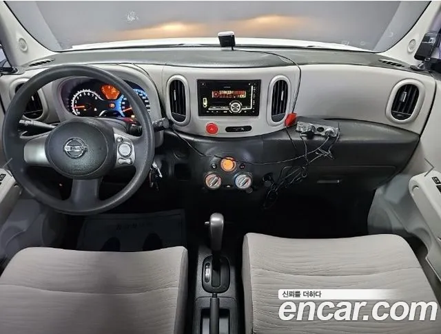 Nissan Cube 2011 thumb 7