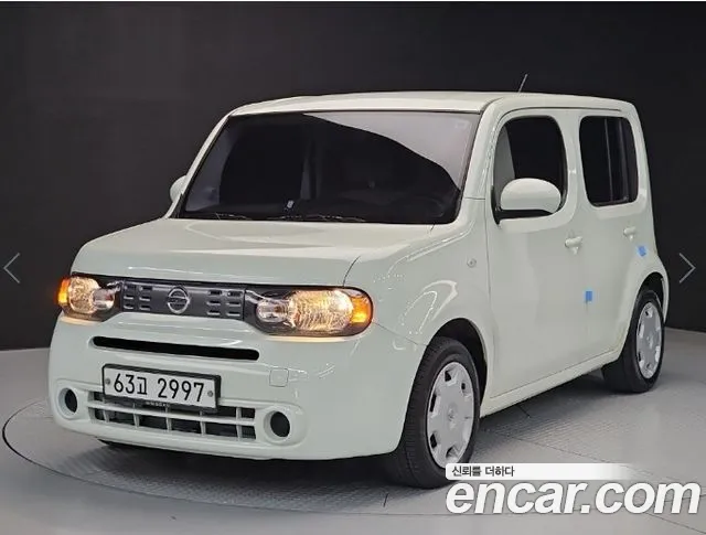 Nissan Cube 2011 thumb 12