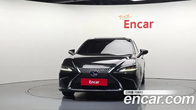 Lexus ES 2020 thumb 3
