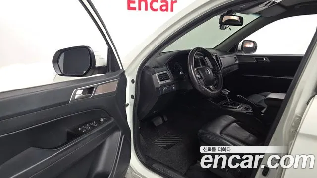 KG_Mobility_Ssangyong Rexton 2019 thumb 9