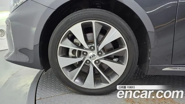 Kia K5 2016 thumb 5