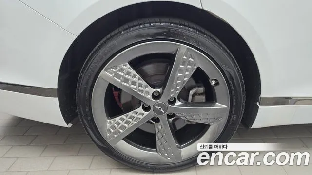 Genesis G80 2022 thumb 5