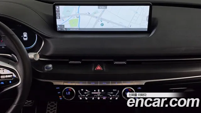 Genesis G80 2022 thumb 12
